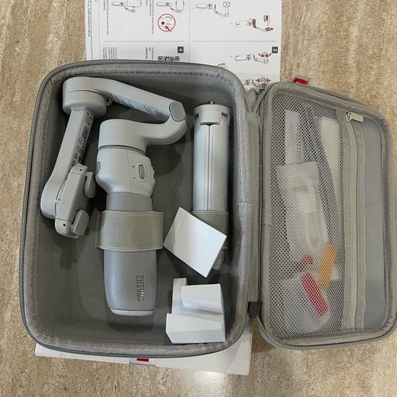 ZHYUN smooth Q4 combo. Blogging stabilizer. - Picture 6 of 6